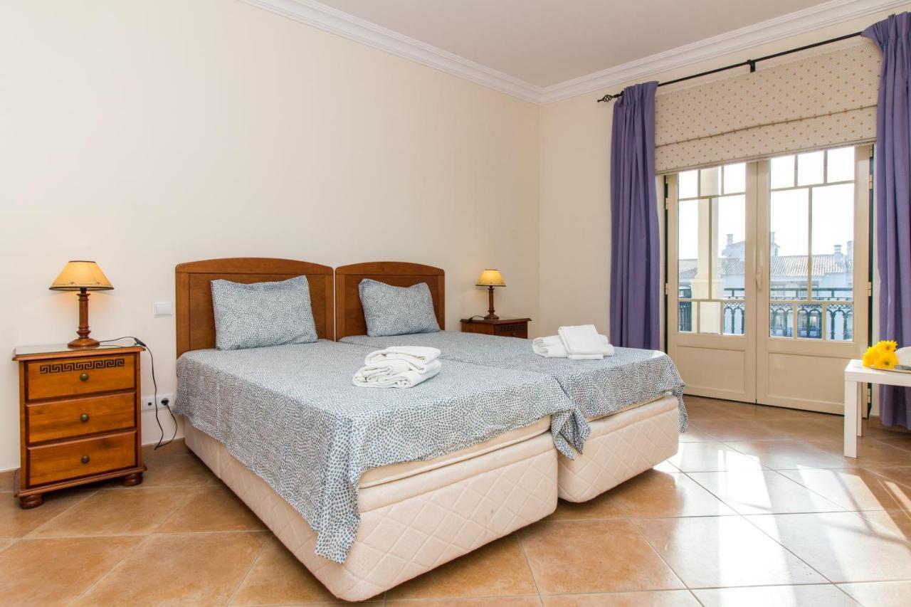 Oura Sunrise III Apartment - Sea View & Oura Beach & Top Location アルブフェイラ エクステリア 写真