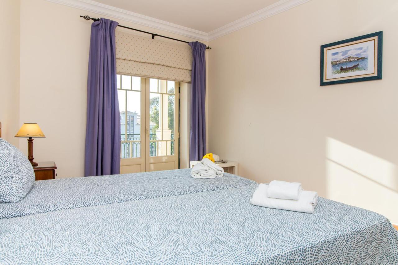 Oura Sunrise III Apartment - Sea View & Oura Beach & Top Location アルブフェイラ エクステリア 写真