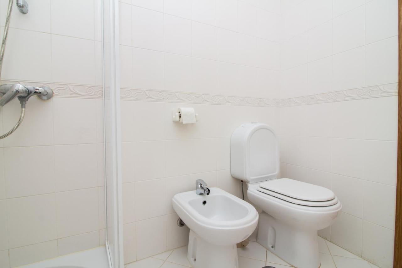 Oura Sunrise III Apartment - Sea View & Oura Beach & Top Location アルブフェイラ エクステリア 写真